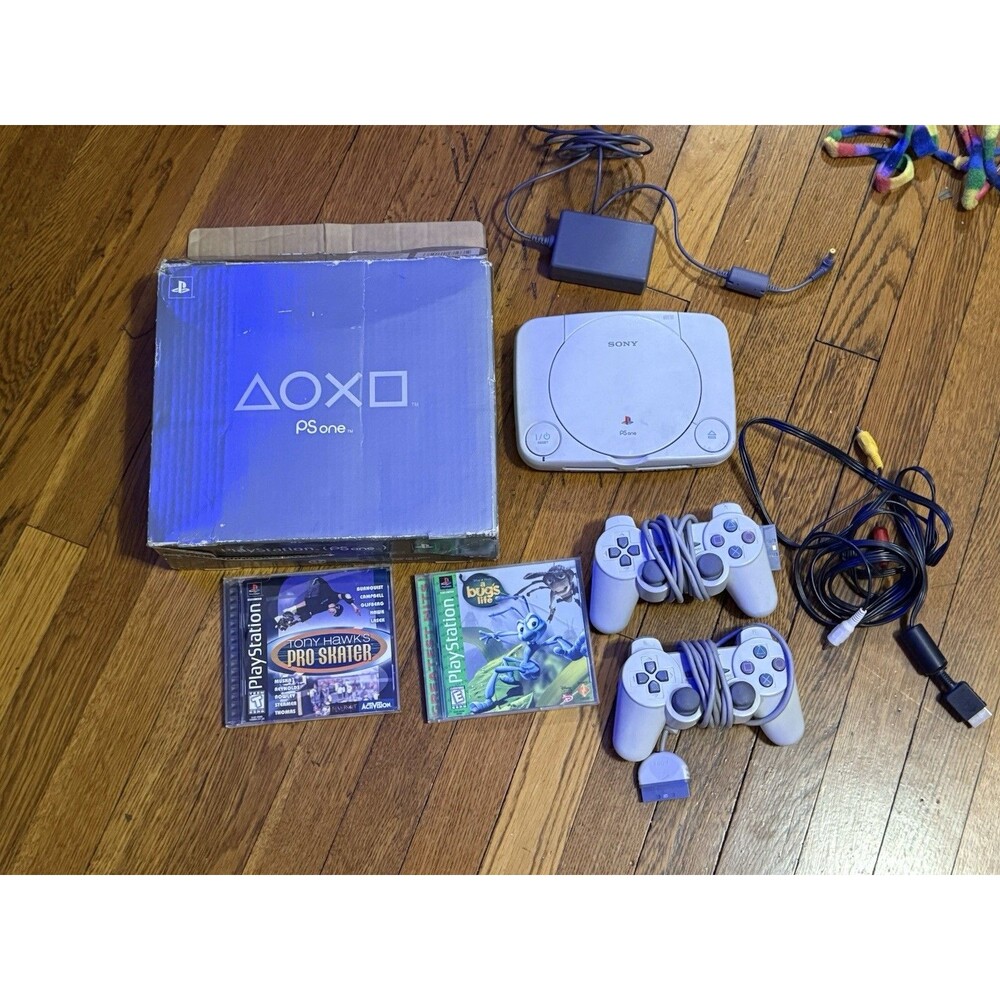Sony PlayStation 1 PS1 Slim Console SCPH-101 w/ Controllers and Games In Box